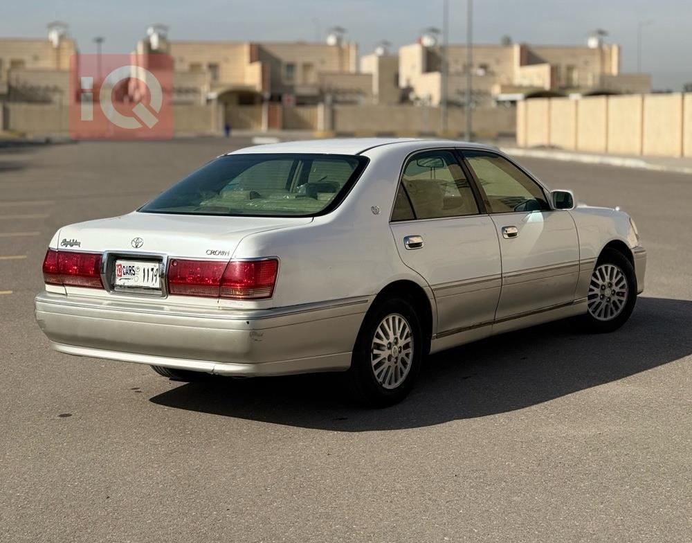 تويوتا كراون